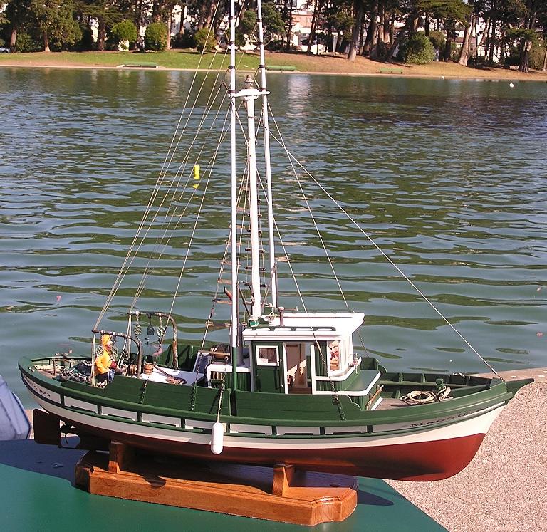San Francisco Model Yacht Club – 2006 Year End Boat Float 
